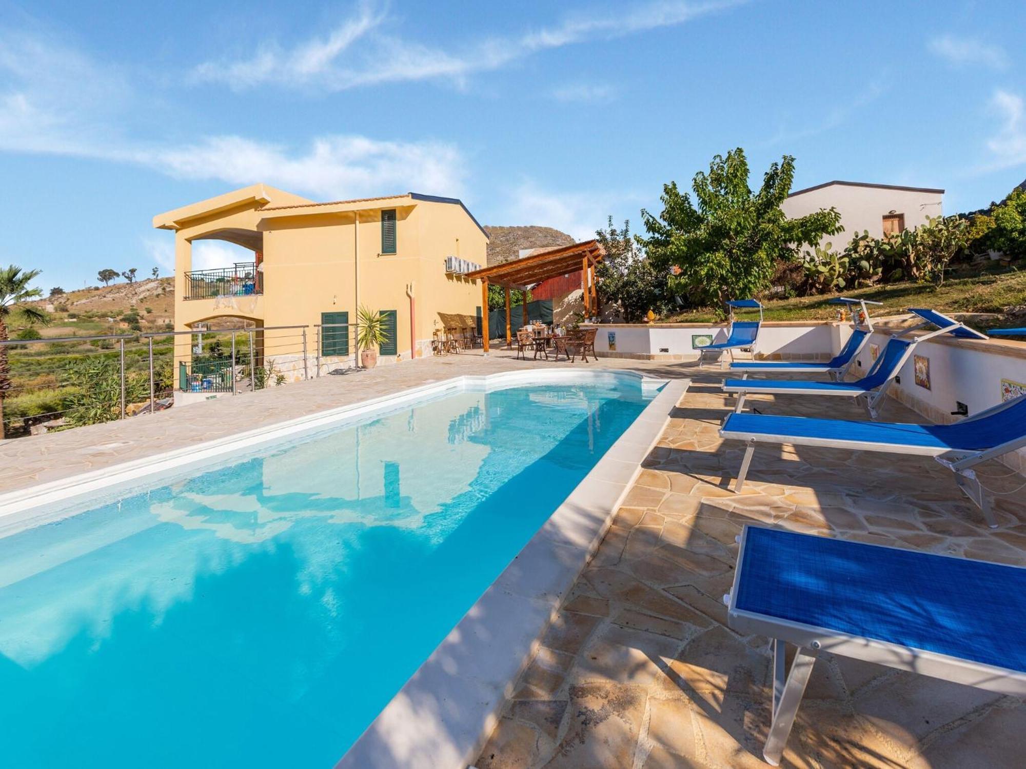 Ravishing Villa In Realmonte With Private Swimming Pool Eksteriør billede