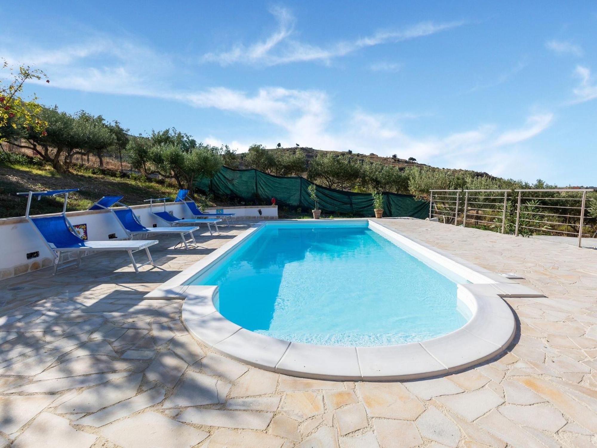 Ravishing Villa In Realmonte With Private Swimming Pool Eksteriør billede